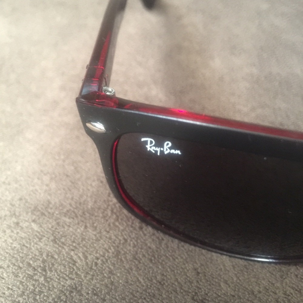 Ray-Ban Sunglasses RB4147 - Picture 2 of 6